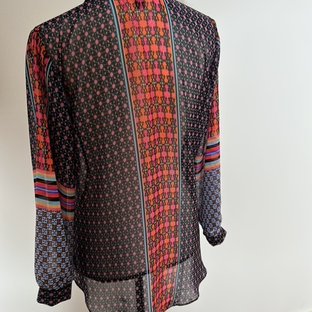 Multicolor Patterned Women's Blouse - Picture 7 of 11